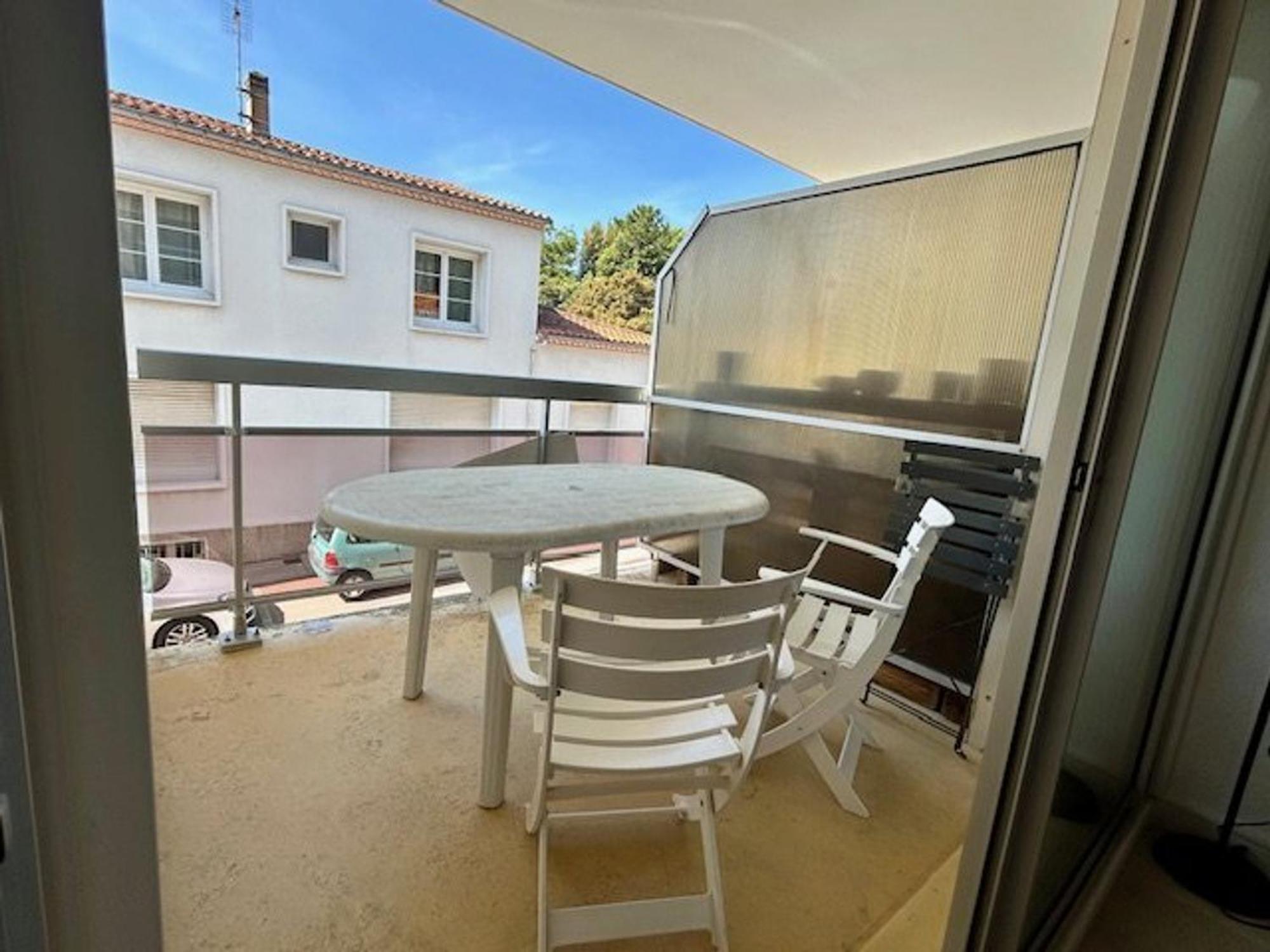 Appartement T2 A Royan, 4 Pers., Proche Plage Et Commerces, Parking, Balcon, Confortable Et Equipe - Fr-1-494-60 Eksteriør bilde